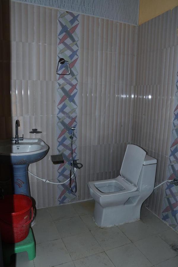 Pithorāgarh Hotel Mountain View And Rooftop Restaurant מראה חיצוני תמונה